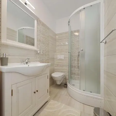 Pave Apartament *